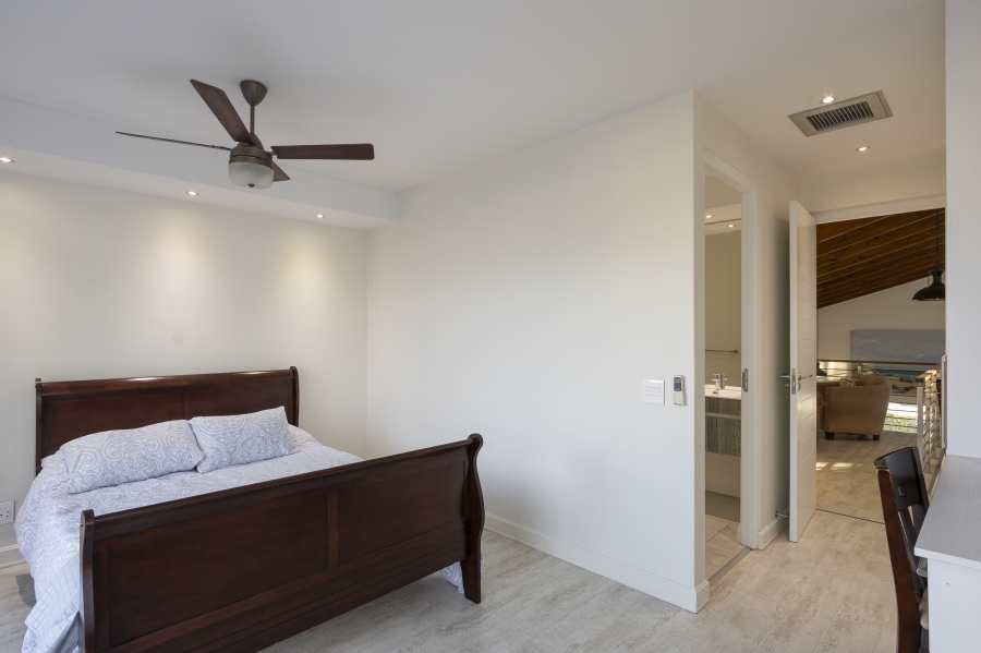 To Let 4 Bedroom Property for Rent in Harbour Island Western Cape